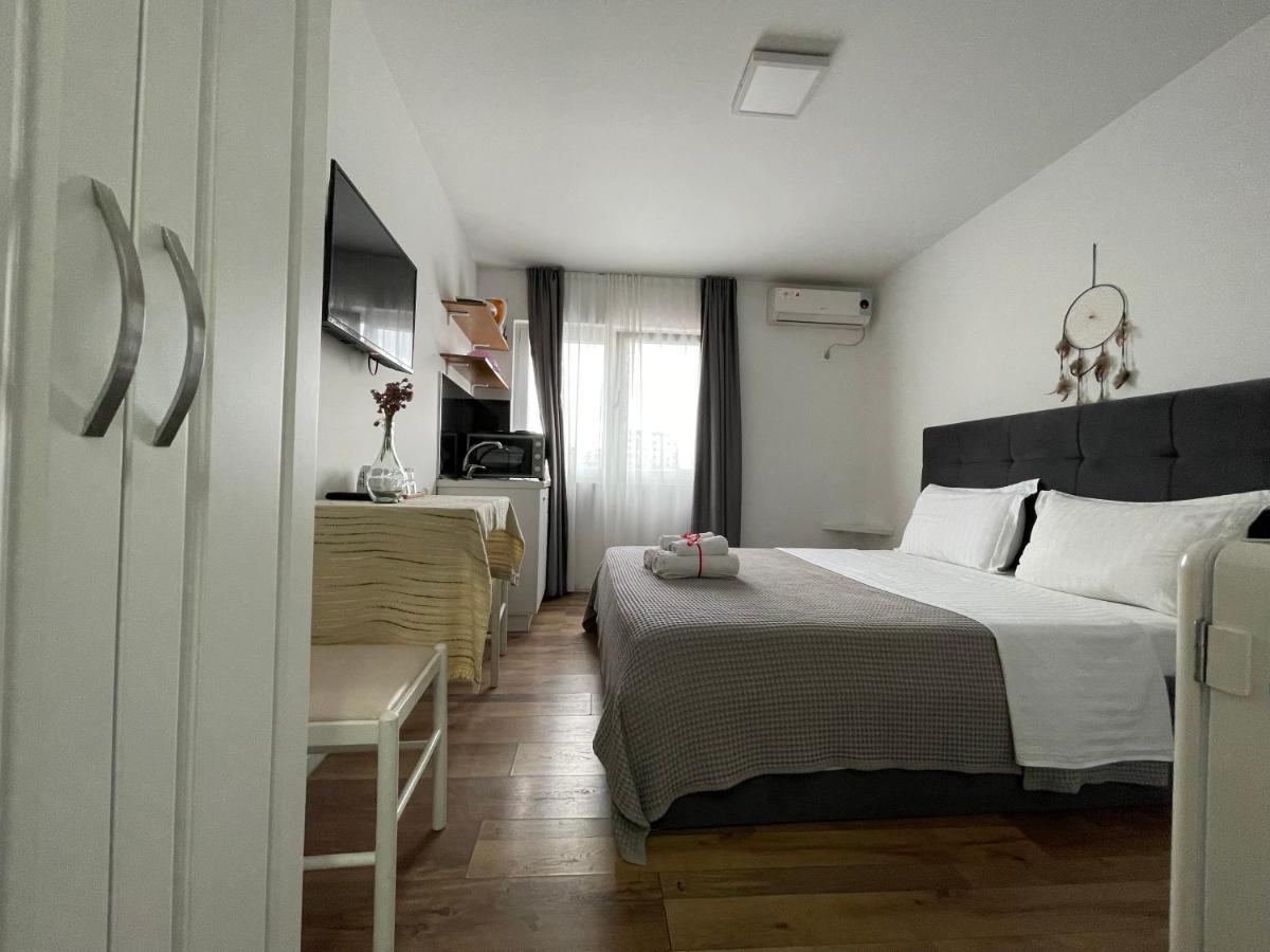 Central Studio Apartments Tirana Exterior foto